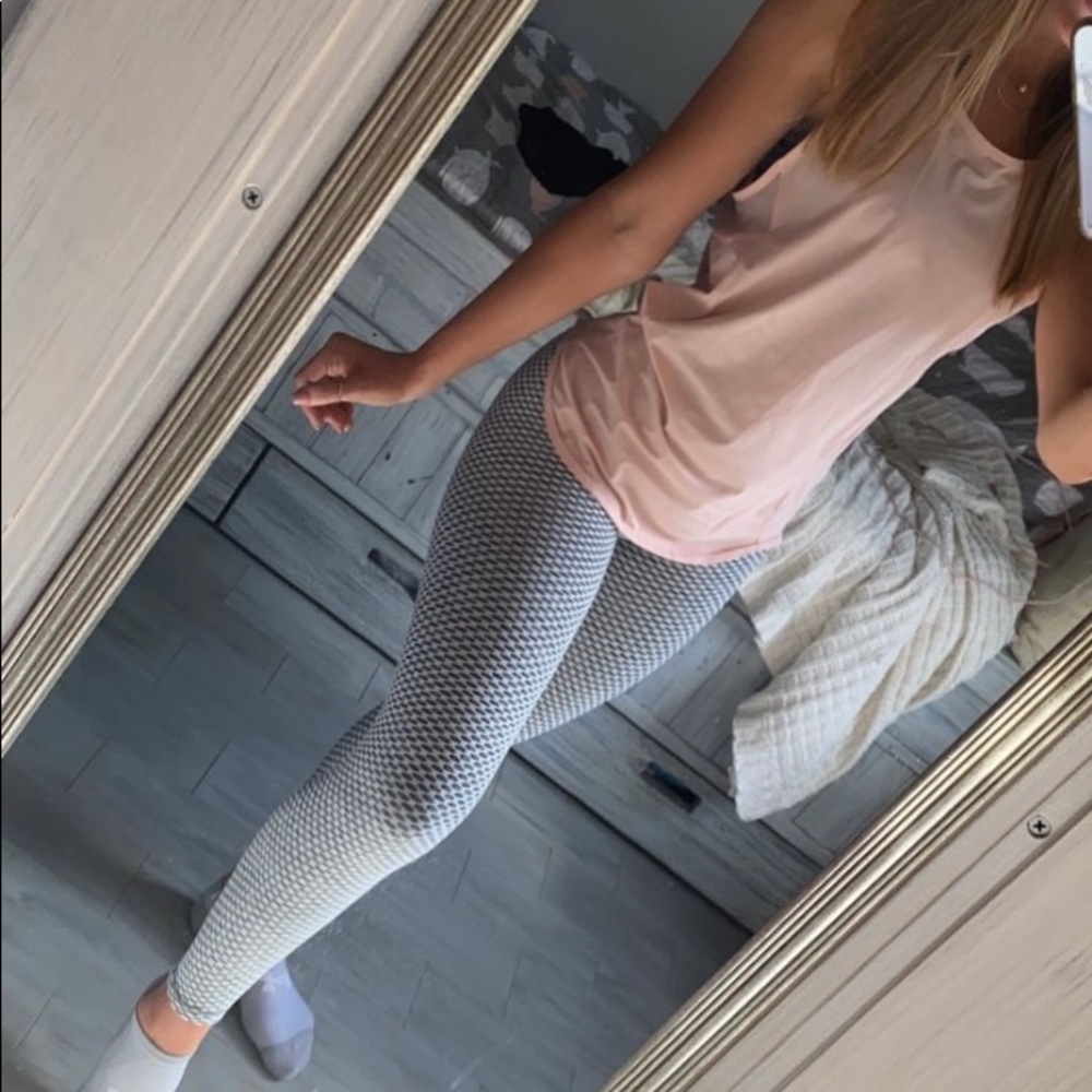 pink tank
